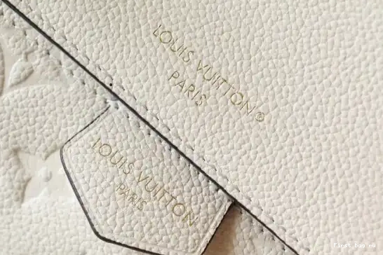 Frstbag ru Sport LOUIS VUITTON Sac 0623
